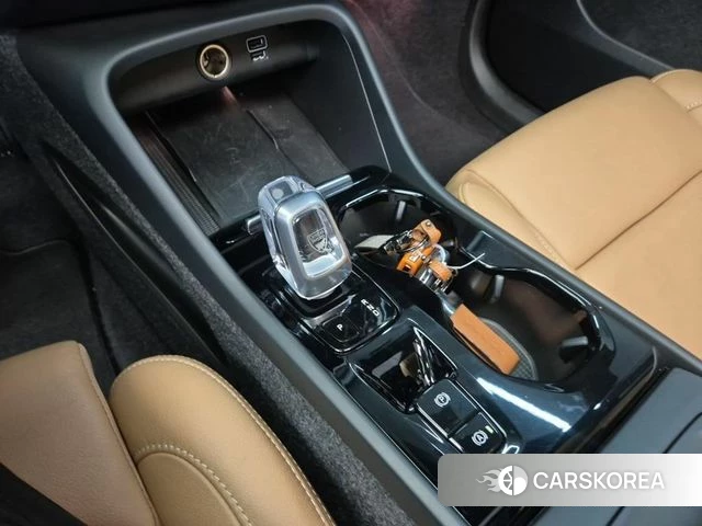 Volvo XC40 id 4580743 из Кореи 18