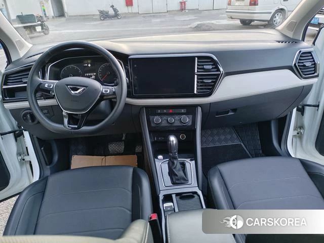 Jetta VS5 id 4227948 из Китая 8