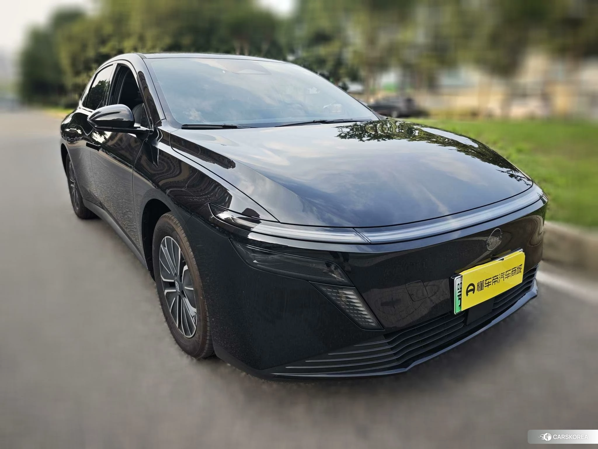 Nissan N6 id 4467778 из Китая 19