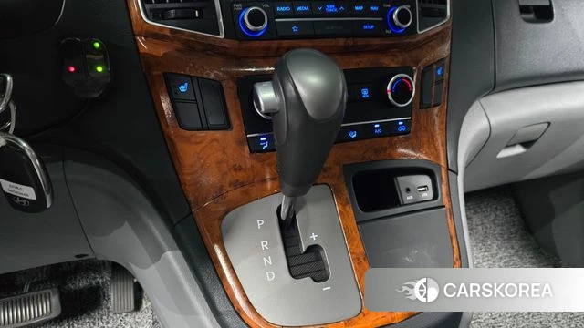 Hyundai The New Grand Starex id 4620500 из Кореи 29