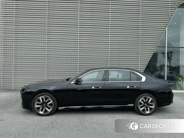 BMW 7 series id 4353639 из Китая 17