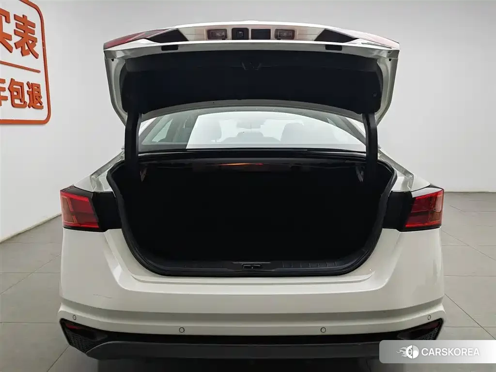 Nissan Altima id 4565435 из Китая 22