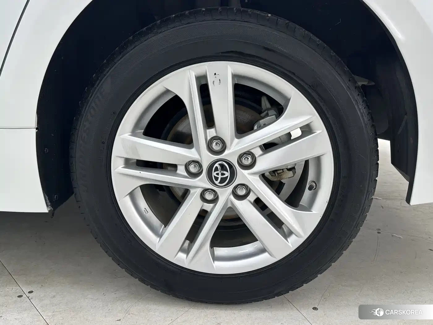 Toyota Levin id 4576318 из Китая 15