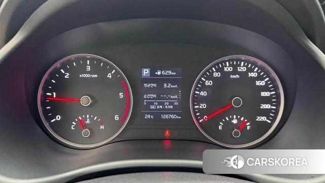 Kia Stonic id 4605436 из Кореи 18