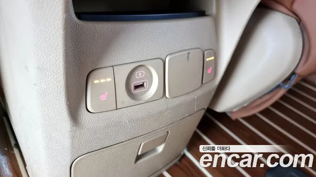 Kia The New Carnival id 2538033 из Кореи 17