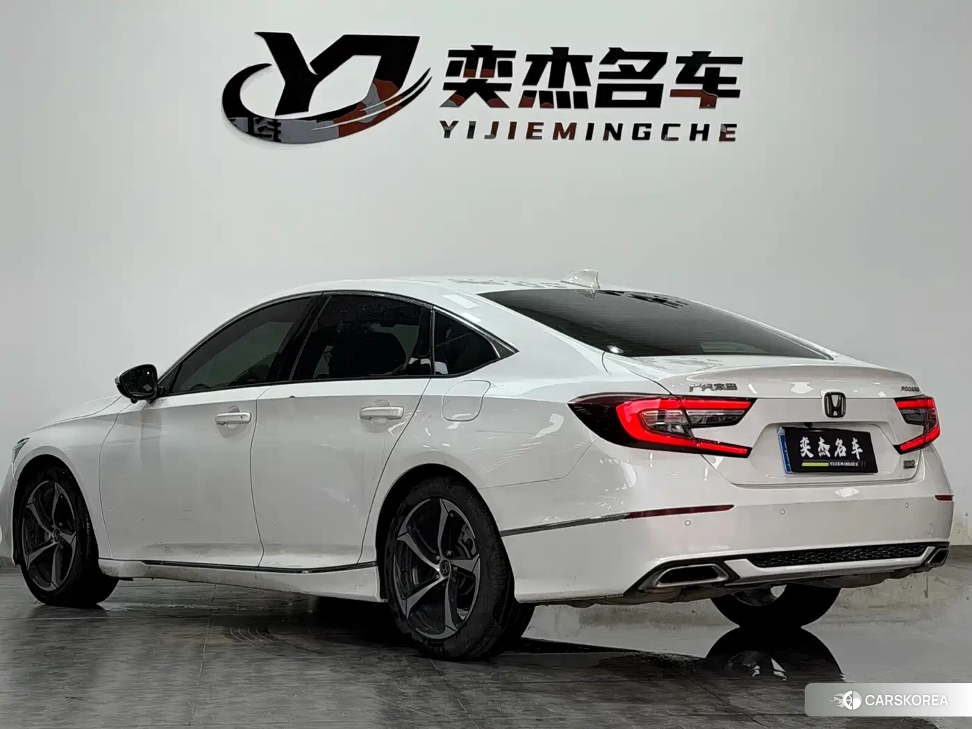 Honda Accord id 4547590 из Китая 12