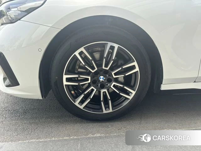 BMW 5 series id 4314198 из Китая 8