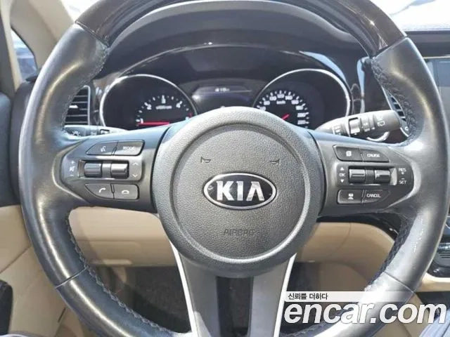 Kia The New Carnival id 2948676 из Кореи 18