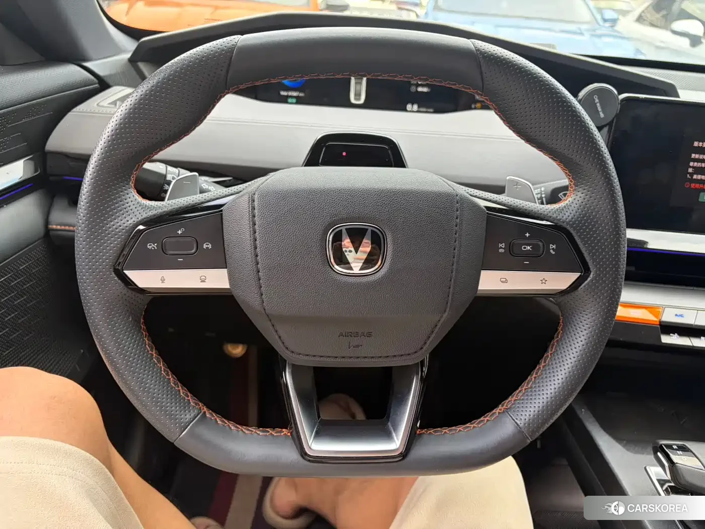 Chang'an UNI-V id 4512975 из Китая 11