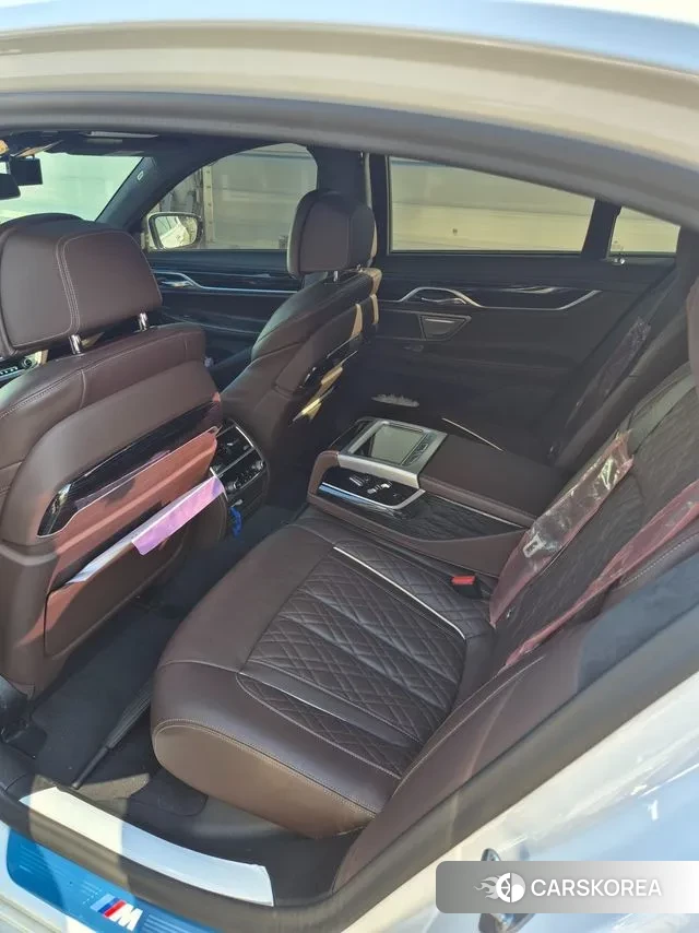 BMW 7 Series (G11) id 3573060 из Кореи 8