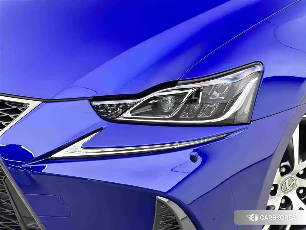 Lexus IS id 4654602 из Китая 15