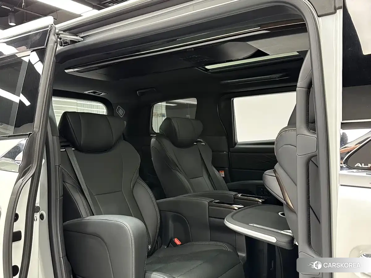 Toyota Alphard id 4538611 из Китая 8