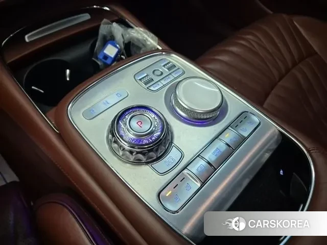 Genesis G90 (RS4) id 3427414 из Кореи 17