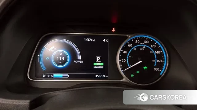 Nissan Leaf (ZE1) id 3713546 из Кореи 18