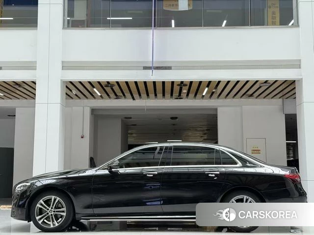 Mercedes-Benz E-class id 4272656 из Китая 21
