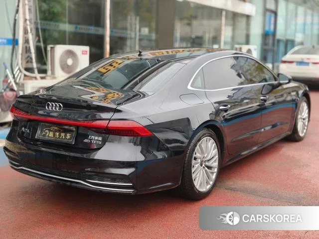 Audi A7L id 4259094 из Китая 17