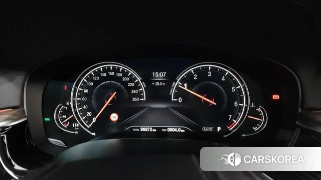 BMW 5 Series (G30) id 4459604 из Кореи 33