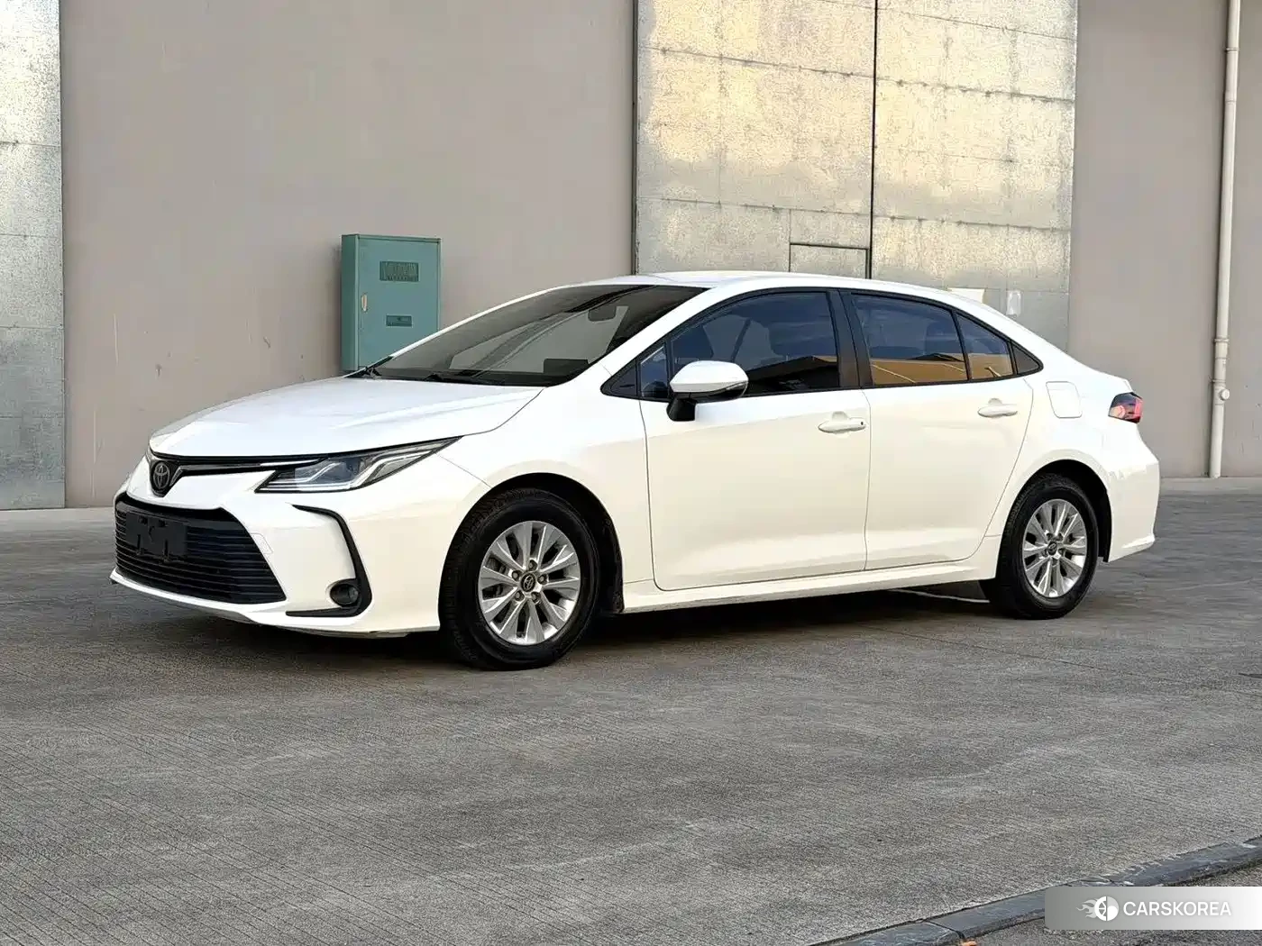 Toyota Corolla id 4570478 из Китая 12