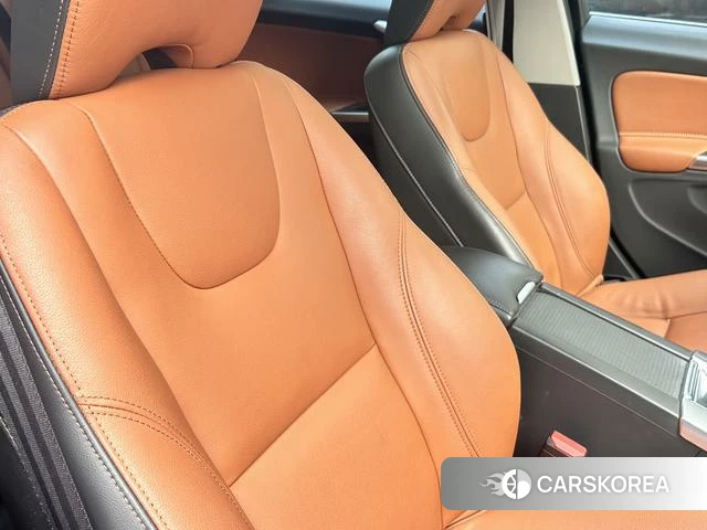 Volvo S60 id 4211141 из Китая 19