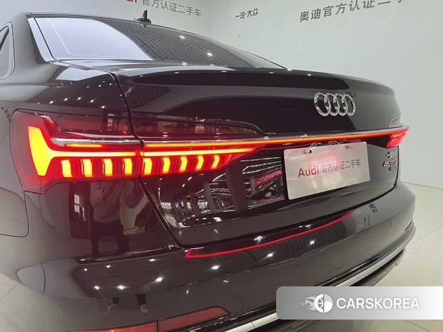 Audi A6L id 4290098 из Китая 16