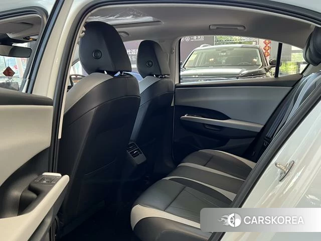 Volkswagen Sagitar id 4365805 из Китая 9