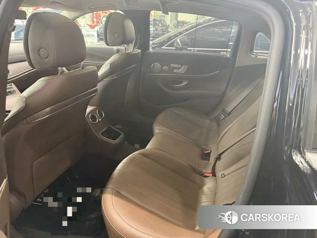 Mercedes-Benz E-class id 4216877 из Китая 8