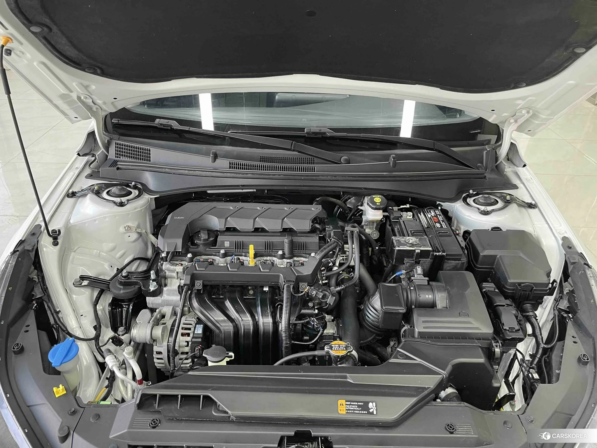 Hyundai Elantra id 4504893 из Китая 17