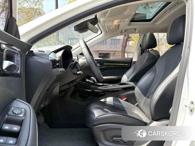 Roewe i5 id 4242360 из Китая 8