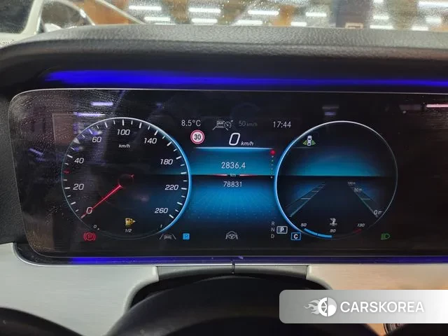 Mercedes-Benz E-Class W213 id 3525409 из Кореи 12