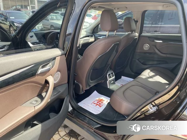 BMW X1 id 4341891 из Китая 17