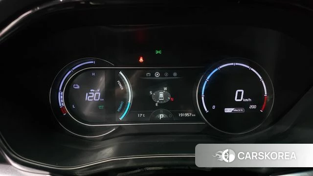 Kia Niro Plus id 3859491 из Кореи 18