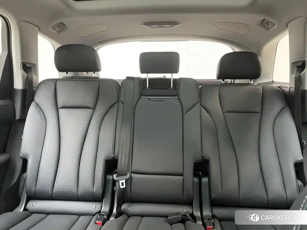 Audi Q7 id 4601063 из Китая 30