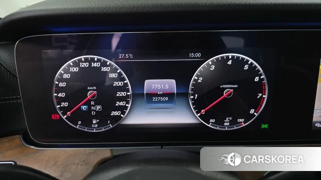 Mercedes-Benz E-Class W213 id 4563242 из Кореи 18