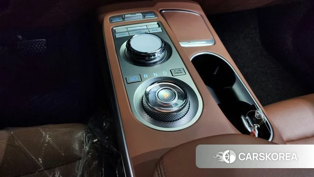 Genesis GV70 id 3954611 из Кореи 18