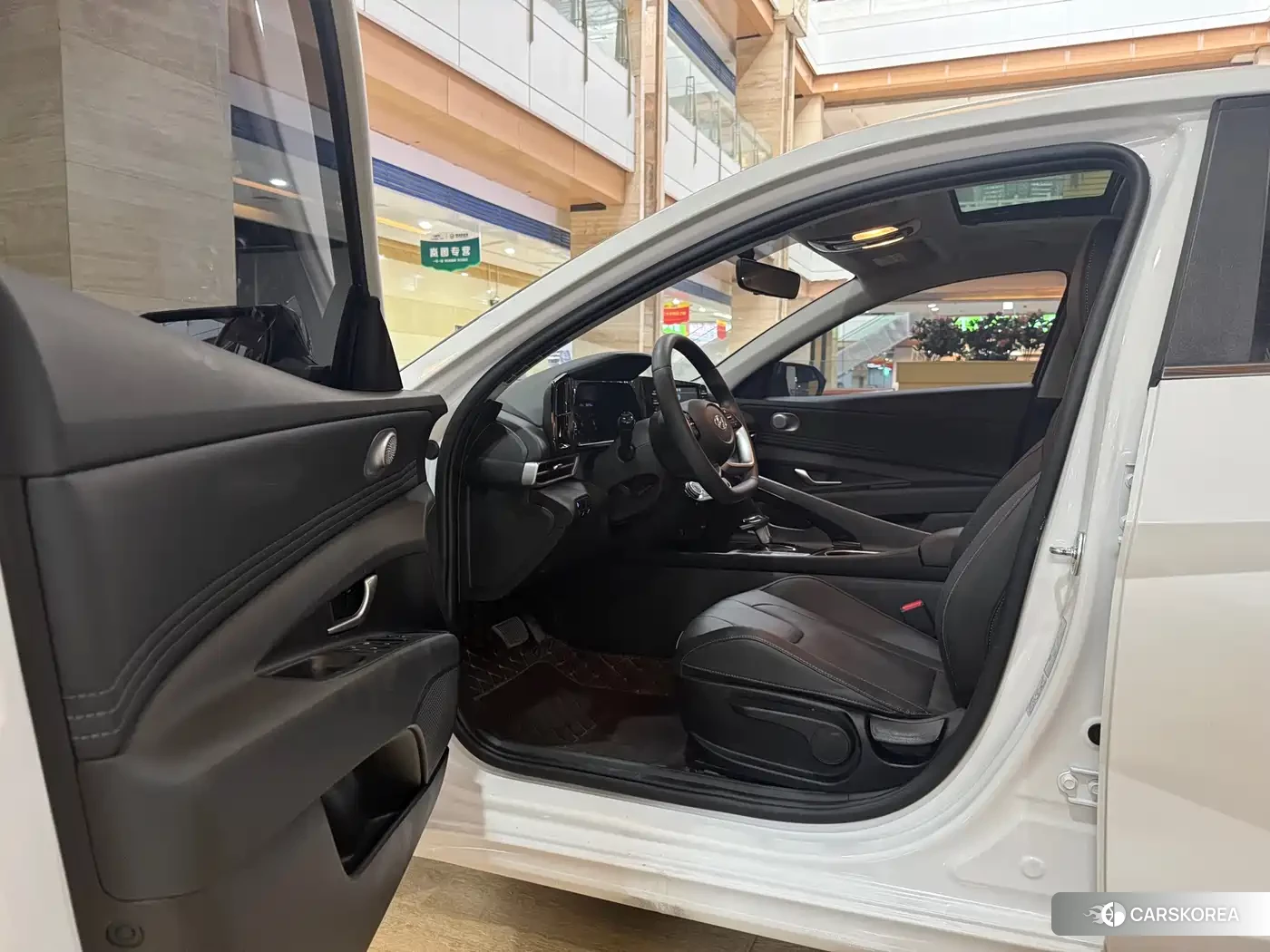 Hyundai Elantra id 4576450 из Китая 8