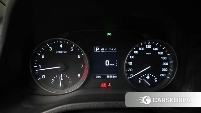 Hyundai Avante AD id 4305070 из Кореи 18