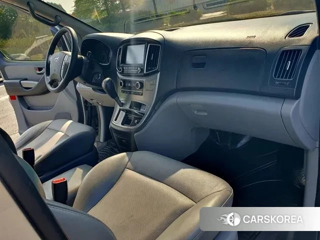 Hyundai The New Grand Starex id 3220741 из Кореи 14