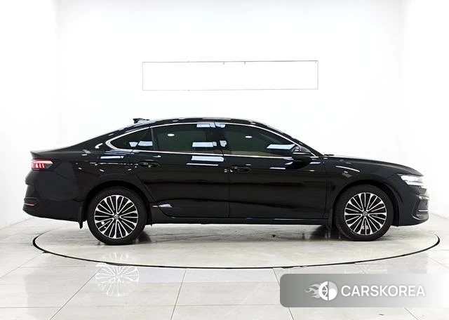 Volkswagen Magotan id 4217554 из Китая 18