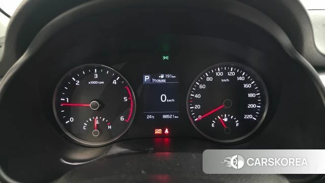 Kia Stonic id 4667806 из Кореи 33