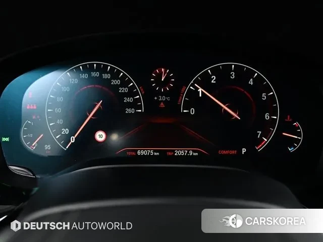 BMW 5 Series (G30) id 3439719 из Кореи 18