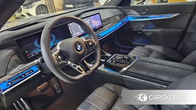 BMW 7 Series (G70) id 3082647 из Кореи 18