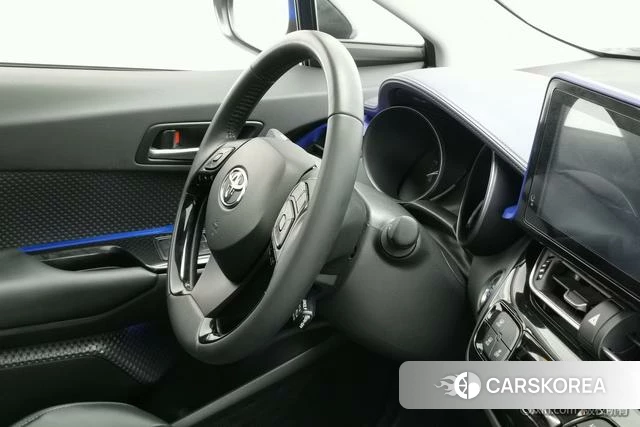 Toyota C-HR id 4276269 из Китая 22