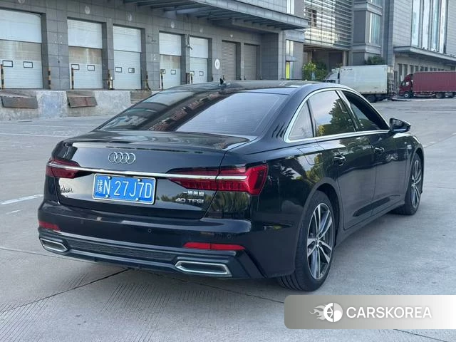 Audi A6L id 4278273 из Китая 8