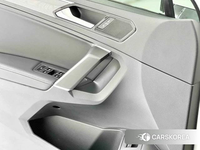 Volkswagen Tiguan L id 4258436 из Китая 26