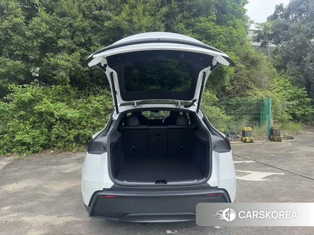 Tesla Model Y id 4212884 из Китая 17