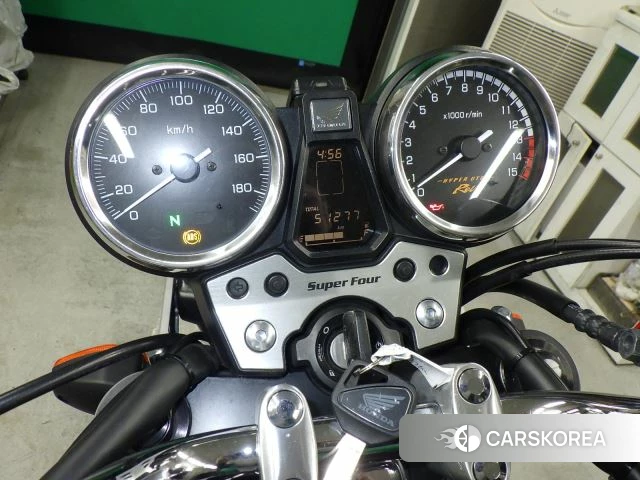 Проданный Honda CB400SF id 4248042 из Японии, фото 22