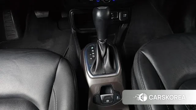 Jeep Renegade id 3238865 из Кореи 18