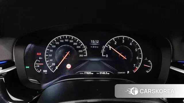 BMW 5 Series (G30) id 2961614 из Кореи 18