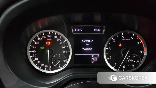 Infiniti Q30 id 4285716 из Кореи 29