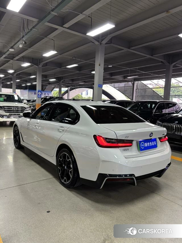BMW i3 id 4321069 из Китая 8